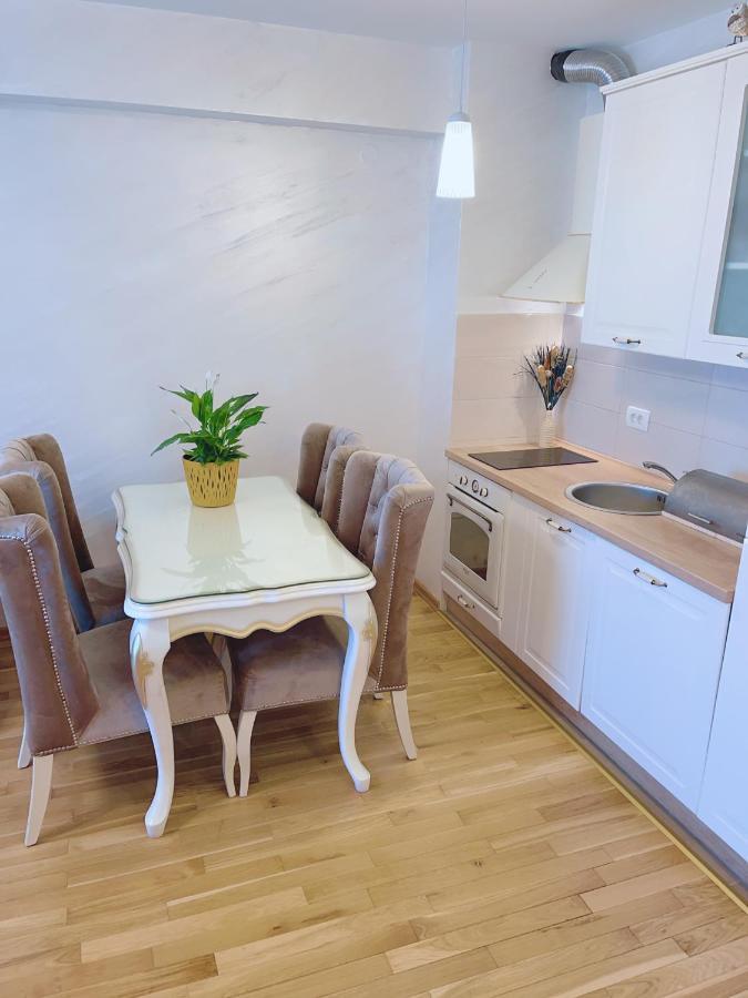 Buddha City Apartment Budva Extérieur photo